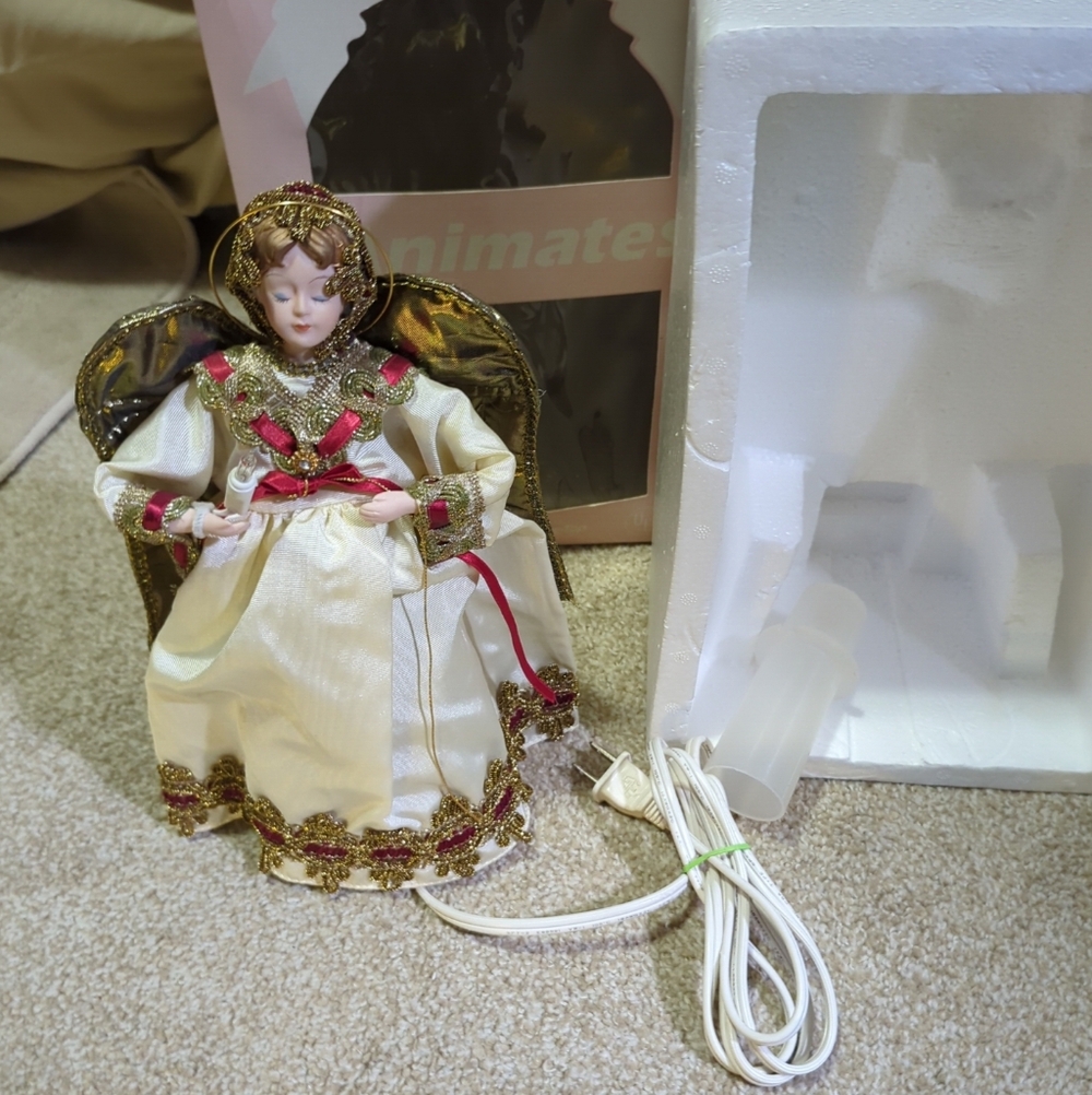 Vintage Ani-Mates Lighted Animated Christmas Angel 11"  Moves + Original Box EUC - Picture 14 of 14